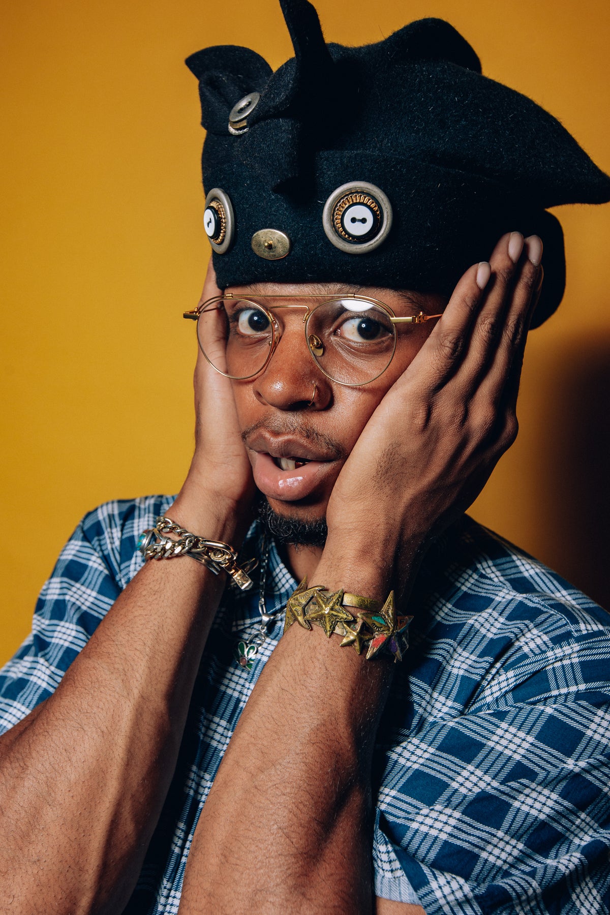 PENGU, BERET